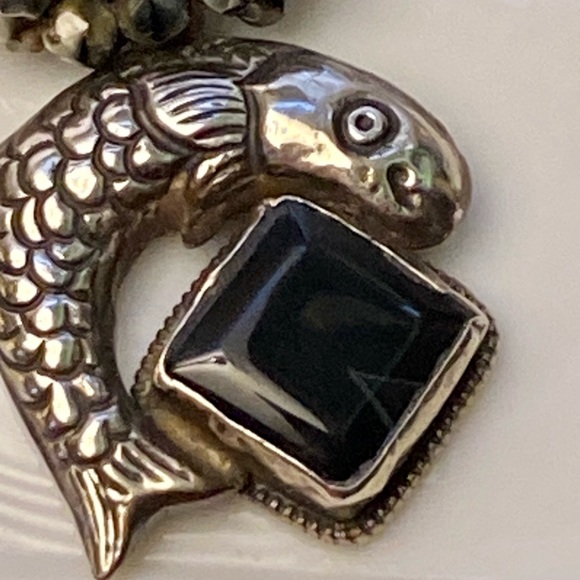 Designer Catherine Hysell choker beaded necklace and pendant - Picture 10 of 16